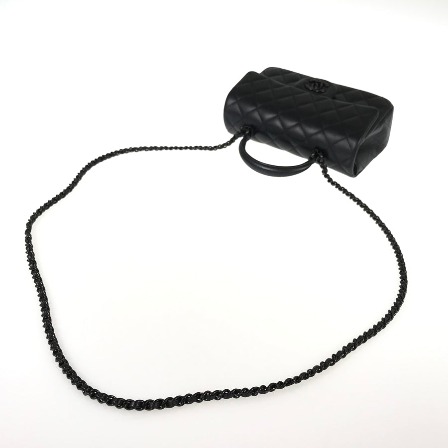 CHANEL Matelasse Shoulder bag