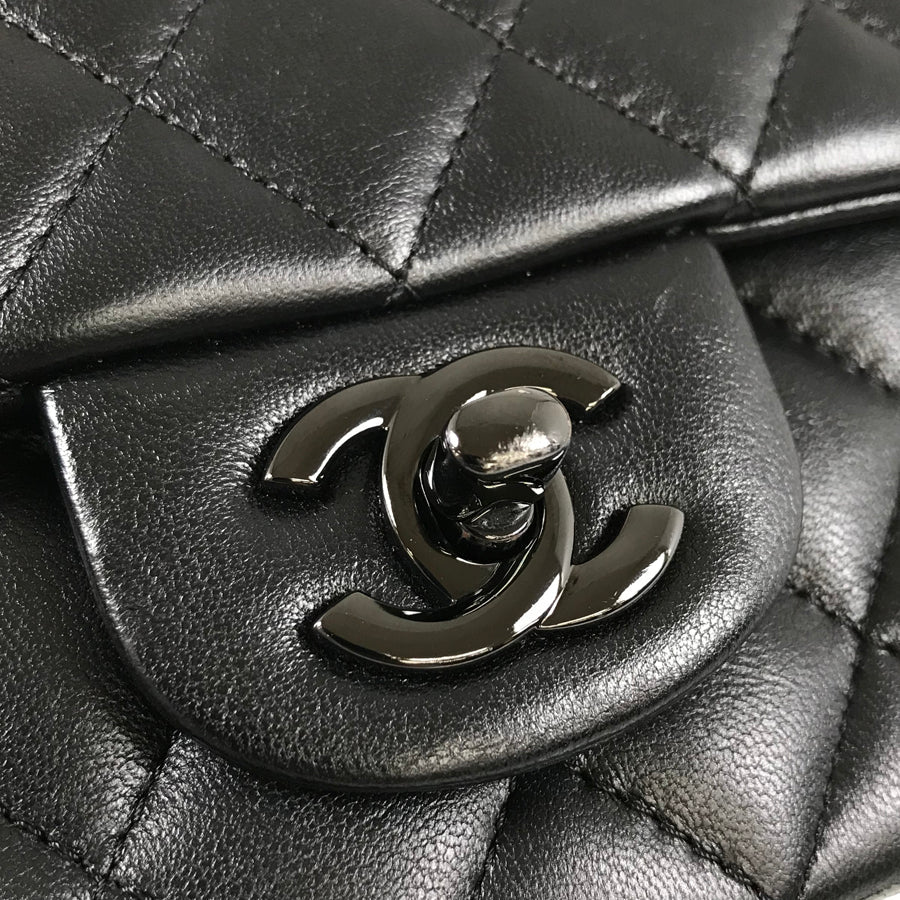 CHANEL Matelasse Shoulder bag