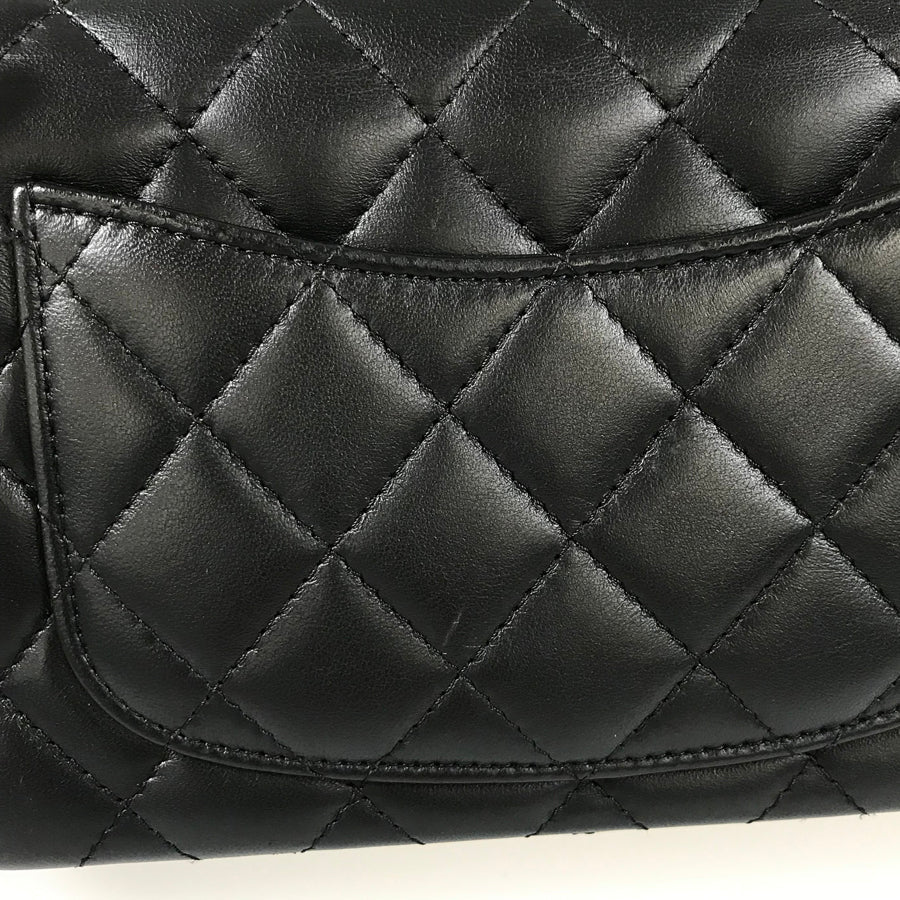 CHANEL Matelasse Shoulder bag