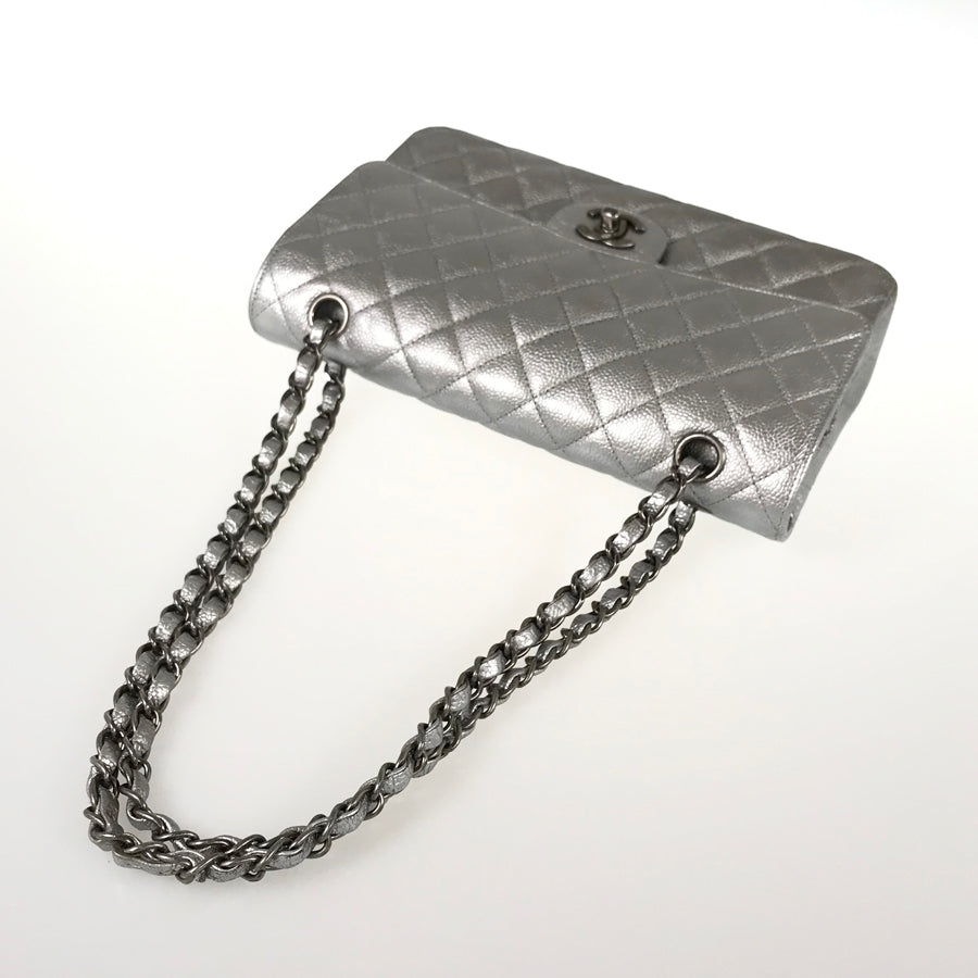 CHANEL Matelasse 25 Shoulder bag
