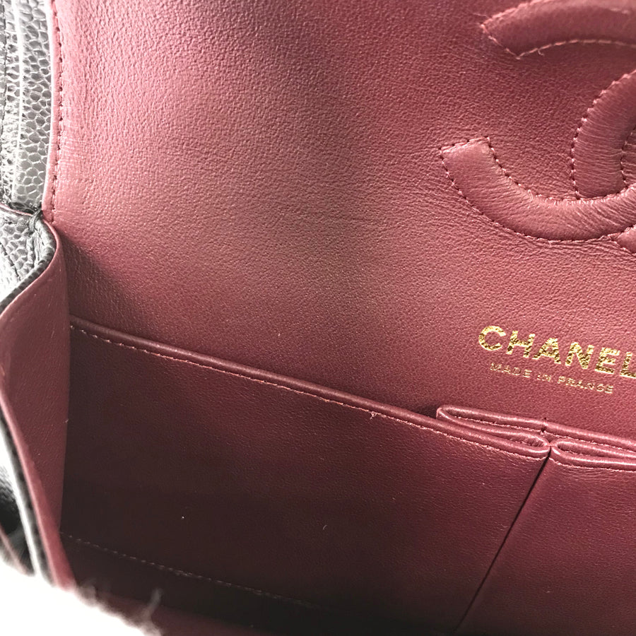 CHANEL Matelasse 25 Shoulder bag