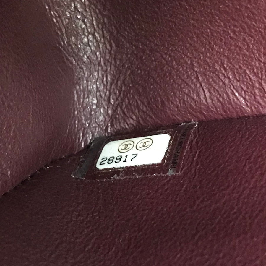 CHANEL Matelasse 25 Shoulder bag