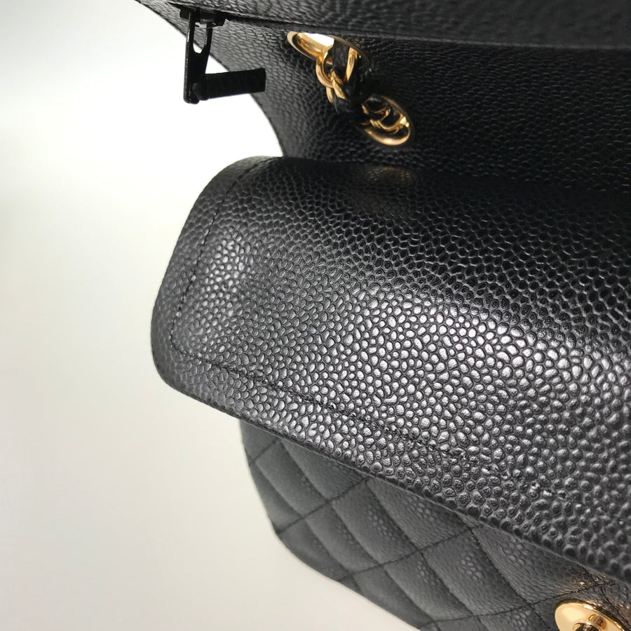 CHANEL Matelasse 23 Shoulder bag