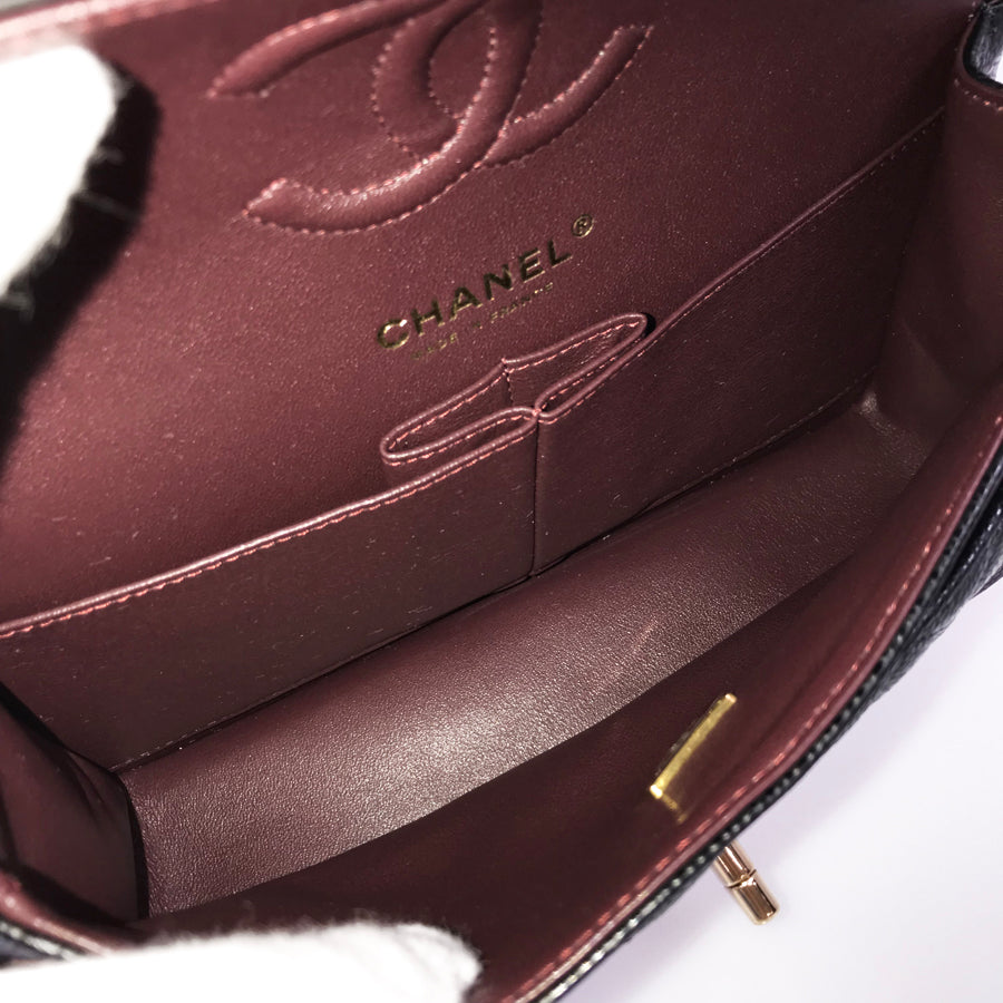 CHANEL Matelasse 23 Shoulder bag