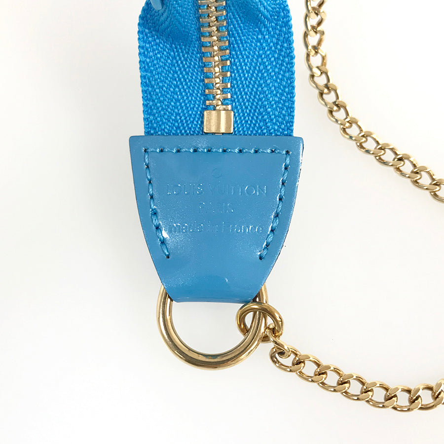 LOUIS VUITTON Vernis Mini Pochette Accessoires M81156 Pouch