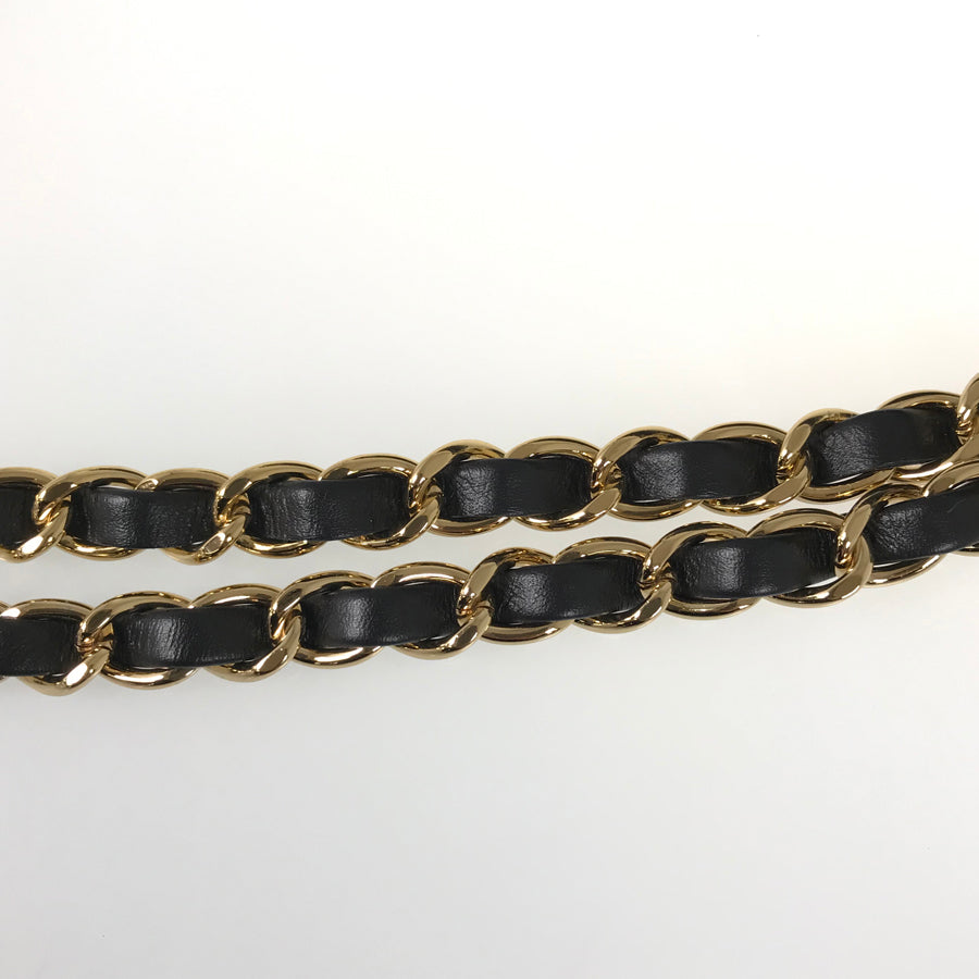 CHANEL Matelasse 25 Shoulder bag