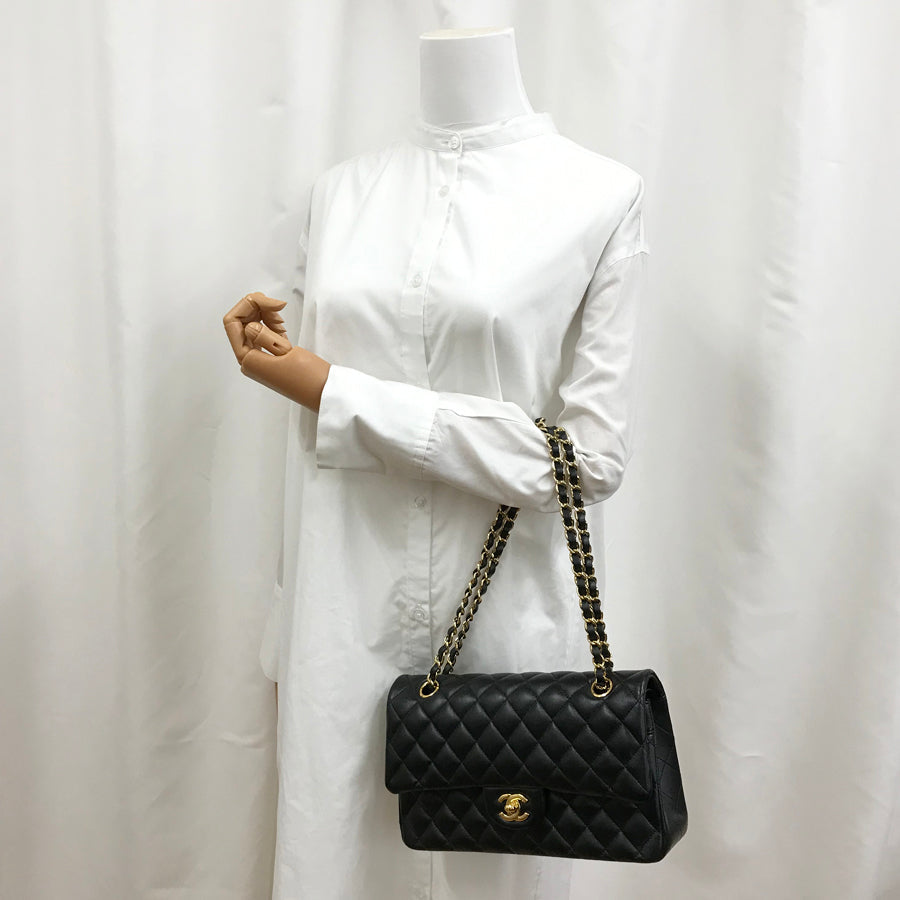CHANEL Matelasse 25 Shoulder bag