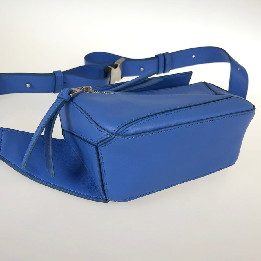 LOEWE Puzzle Bumbag Mini B510U89X02 Sling bag
