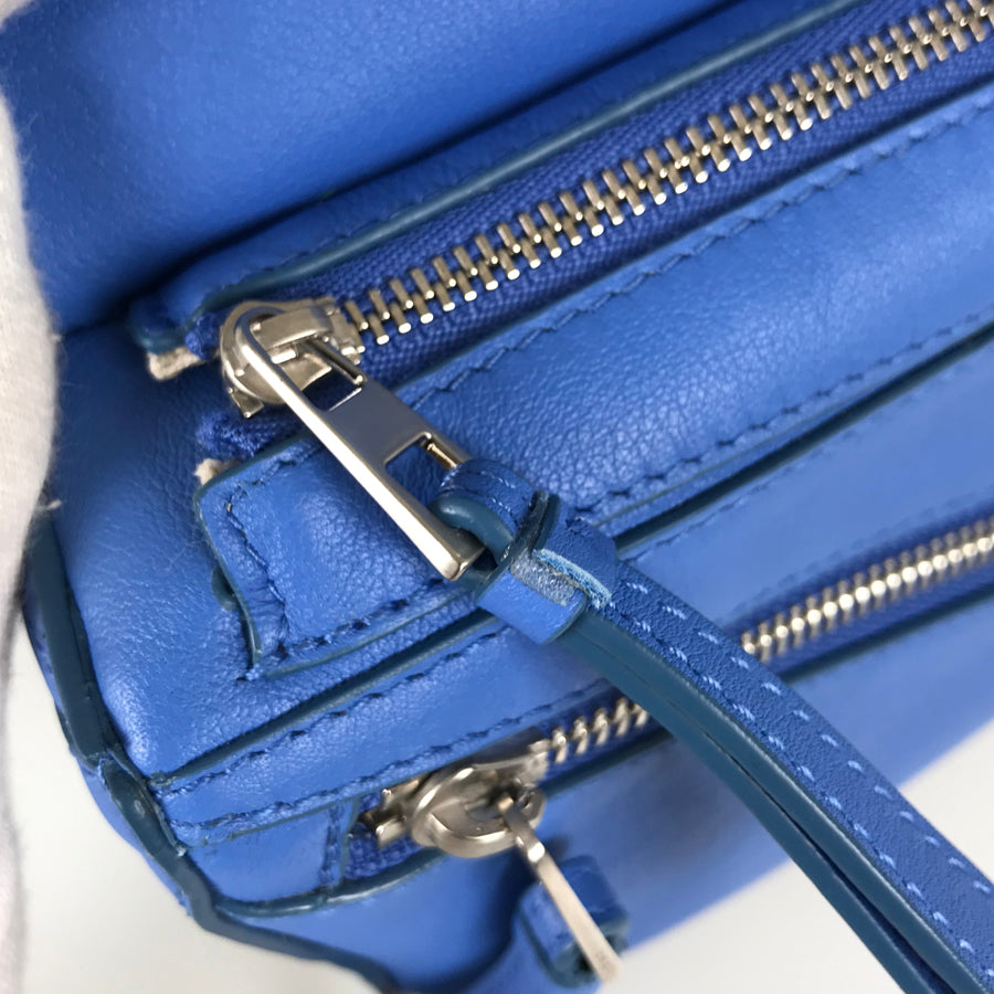 LOEWE Puzzle Bumbag Mini B510U89X02 Sling bag