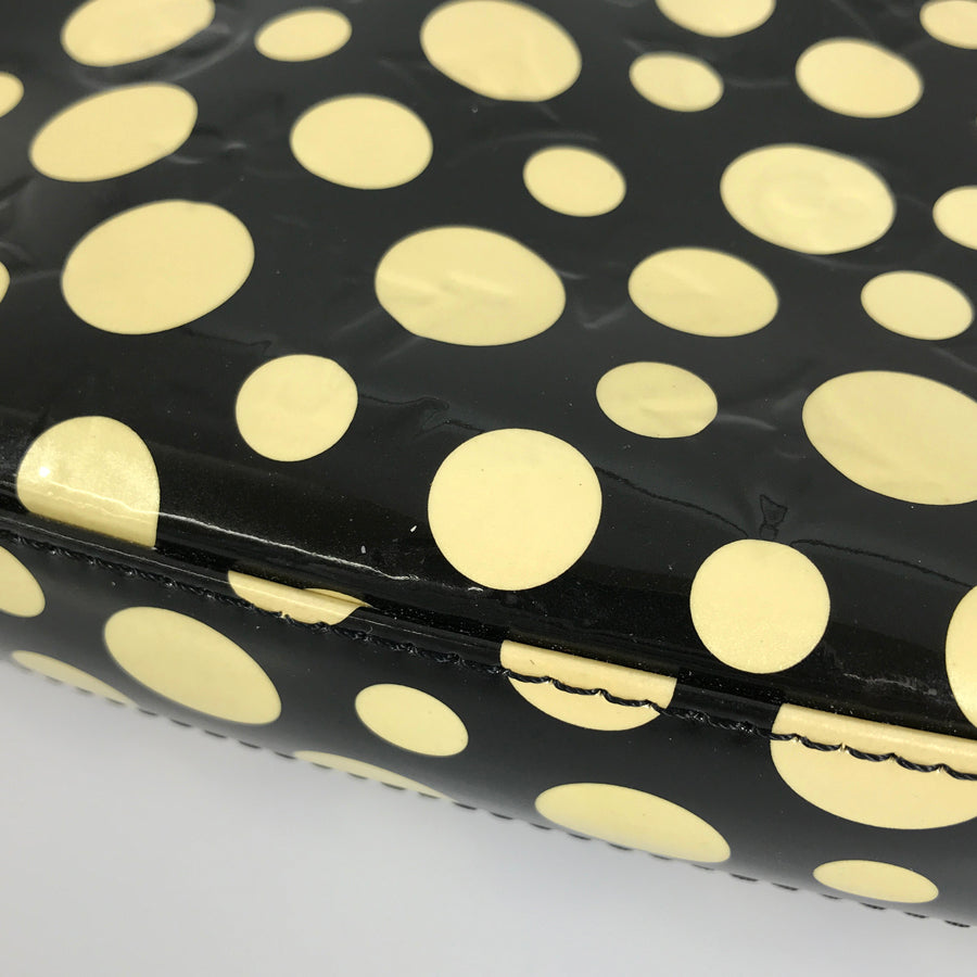 LOUIS VUITTON Vernis Dot Infinity Pochette Accessoires M91427 Pouch