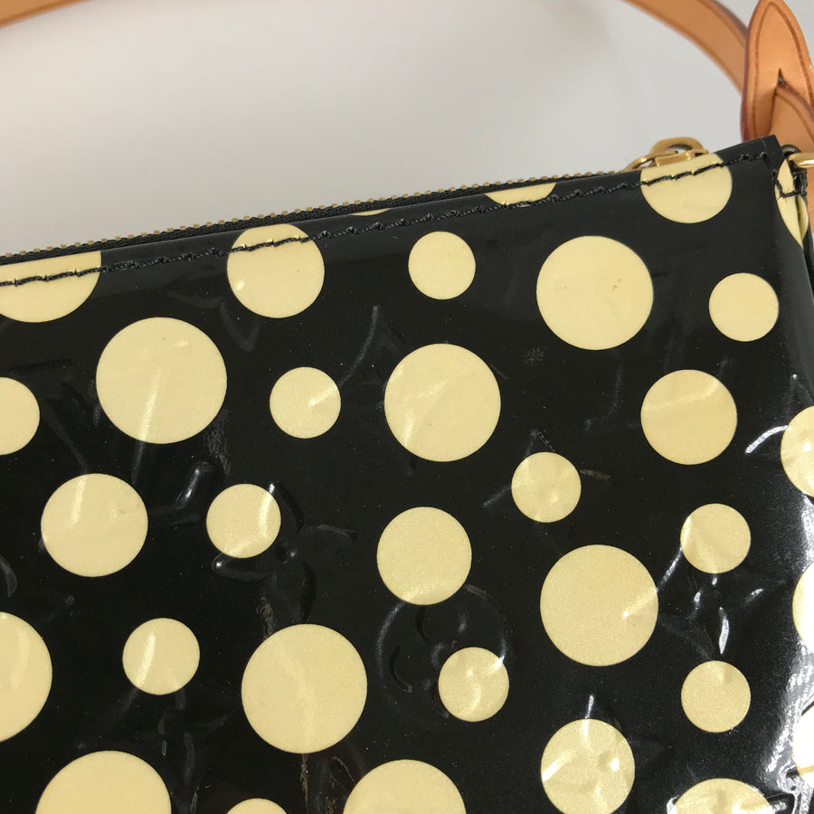 LOUIS VUITTON Vernis Dot Infinity Pochette Accessoires M91427 Pouch