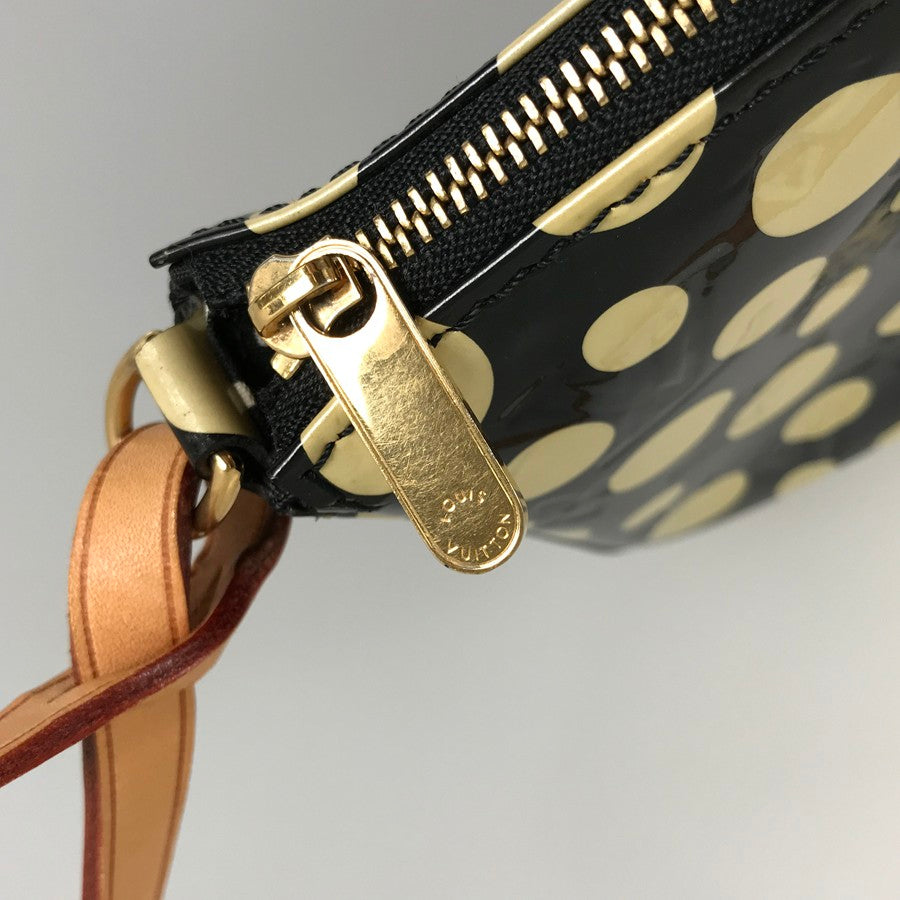 LOUIS VUITTON Vernis Dot Infinity Pochette Accessoires M91427 Pouch