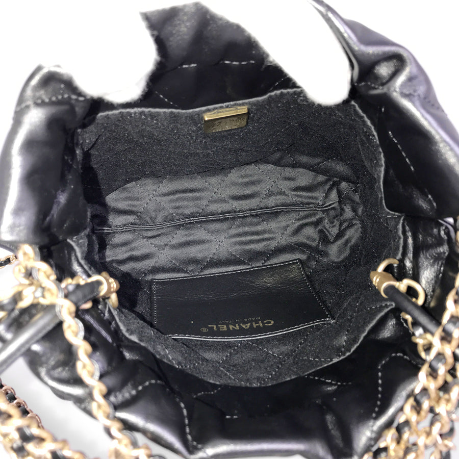CHANEL Chanel 22 mini AS3980 Shoulder bag