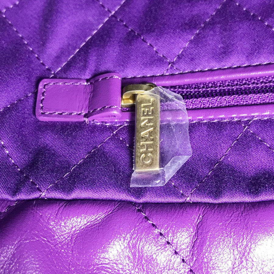 CHANEL Chanel 22 Small Shoulder bag