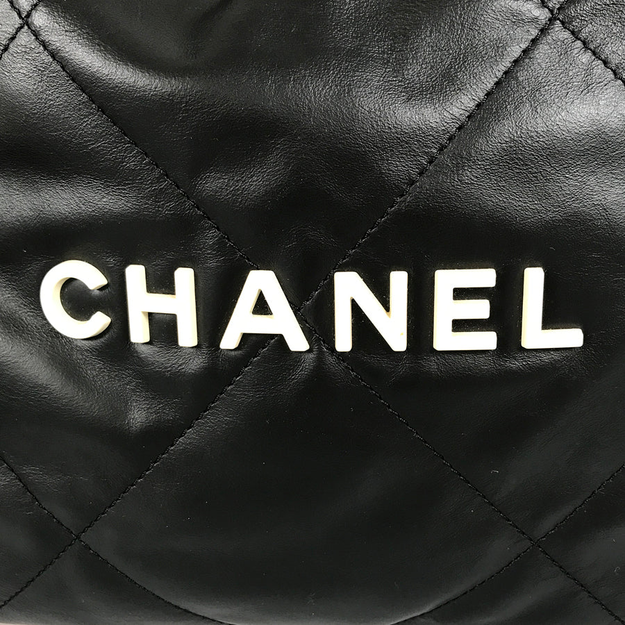 CHANEL Chanel 22 Small Shoulder bag