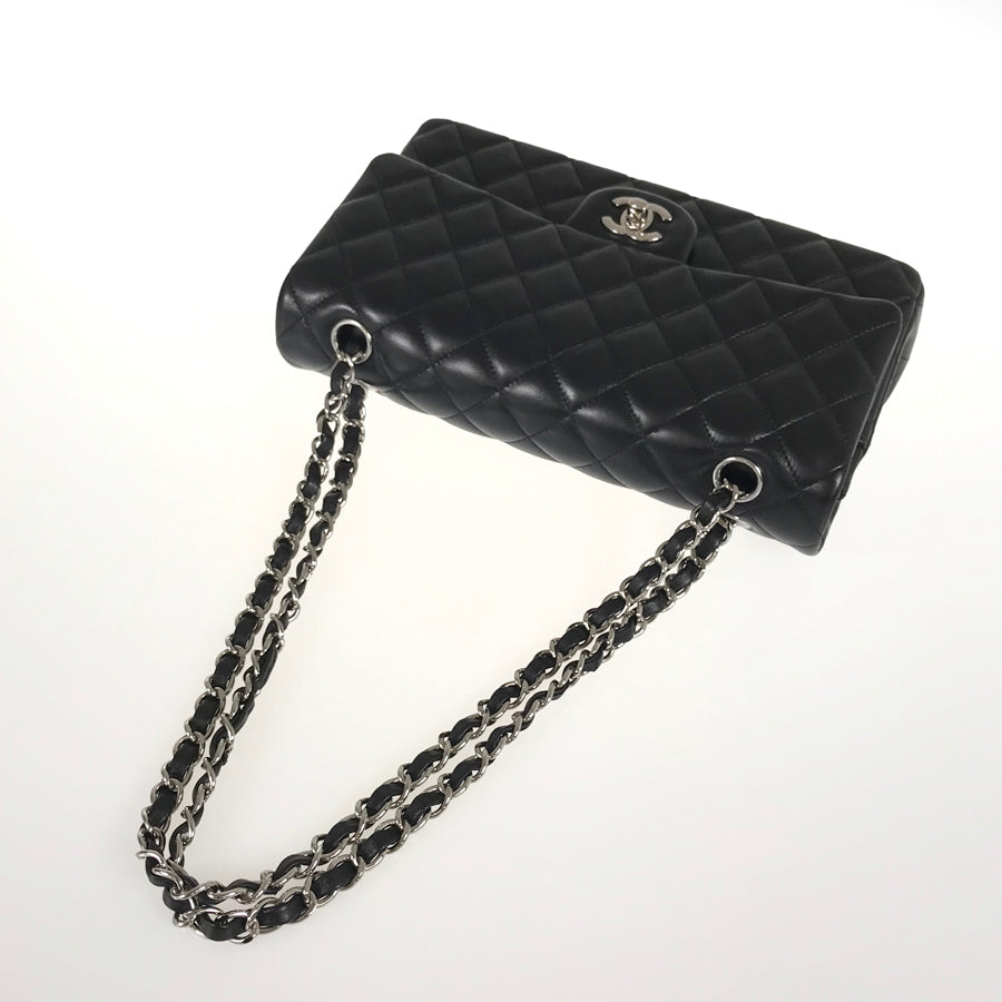 CHANEL Matelasse 25 Shoulder bag