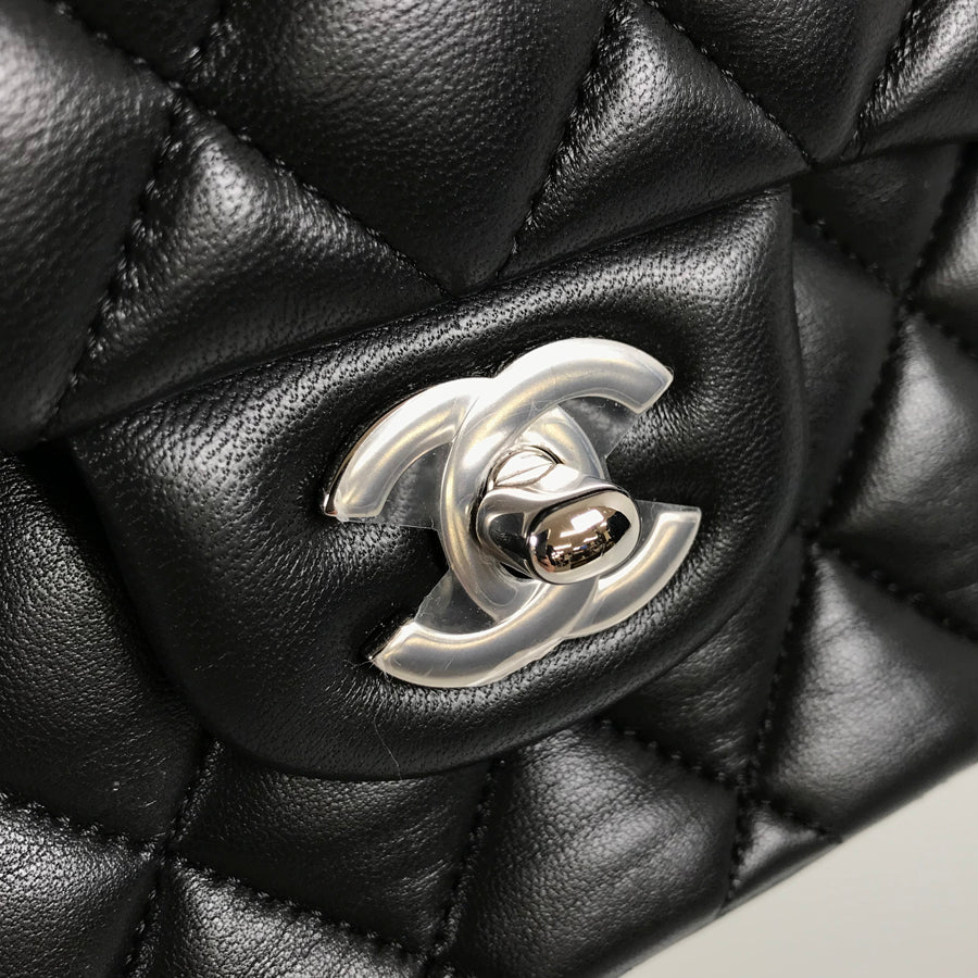 CHANEL Matelasse Shoulder bag
