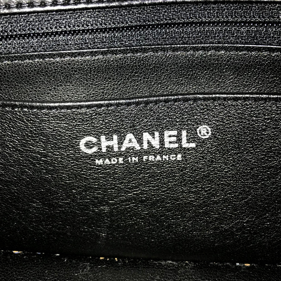 CHANEL Mini Matelasse 20 Shoulder bag