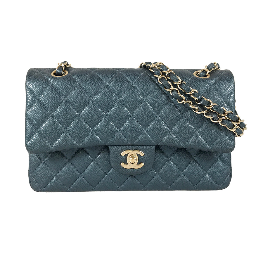 CHANEL Matelasse 25 Shoulder bag