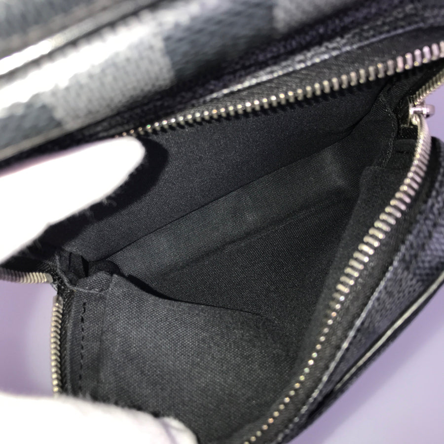 LOUIS VUITTON Damier Graphite Rem N41446 Shoulder bag
