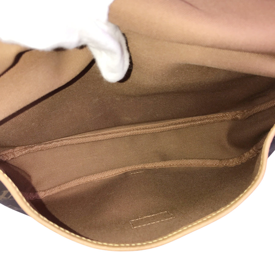 LOUIS VUITTON Monogram Saumur 30 M42256 Shoulder bag