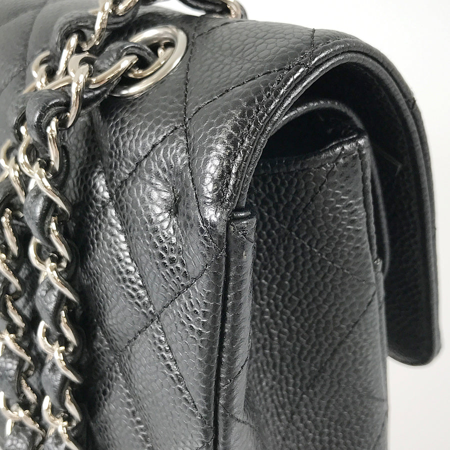 CHANEL Matelasse 25 Shoulder bag
