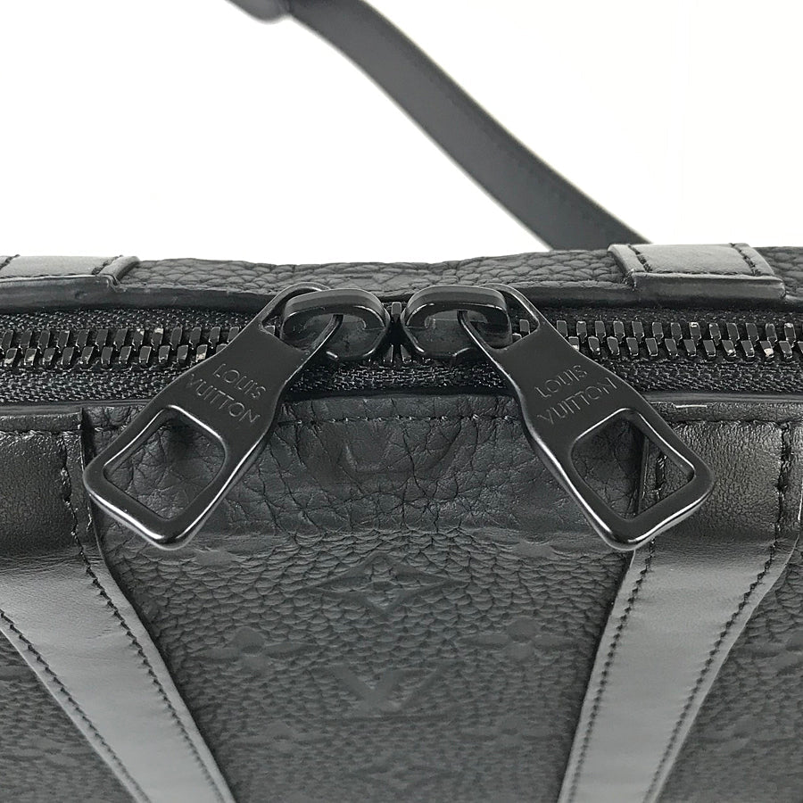 LOUIS VUITTON Taurillon Leather Soft Trunk Wallet M80224 Shoulder bag