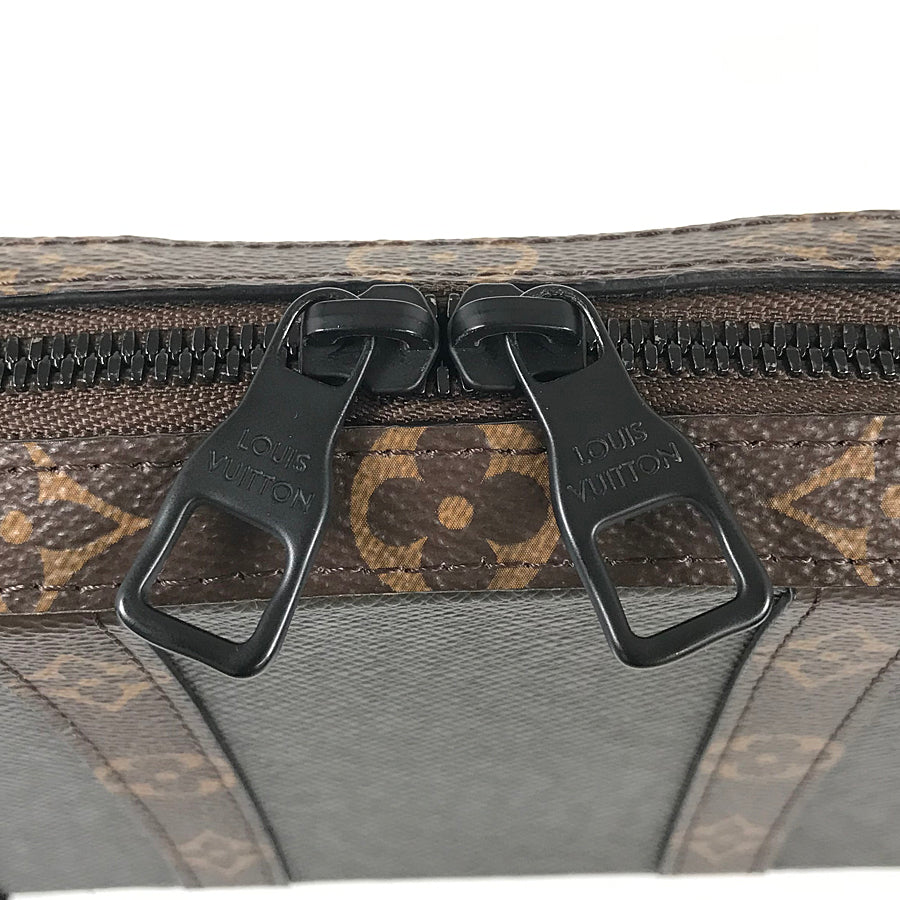 LOUIS VUITTON Taiga Monogram Soft Trunk Wallet M30697 Shoulder bag