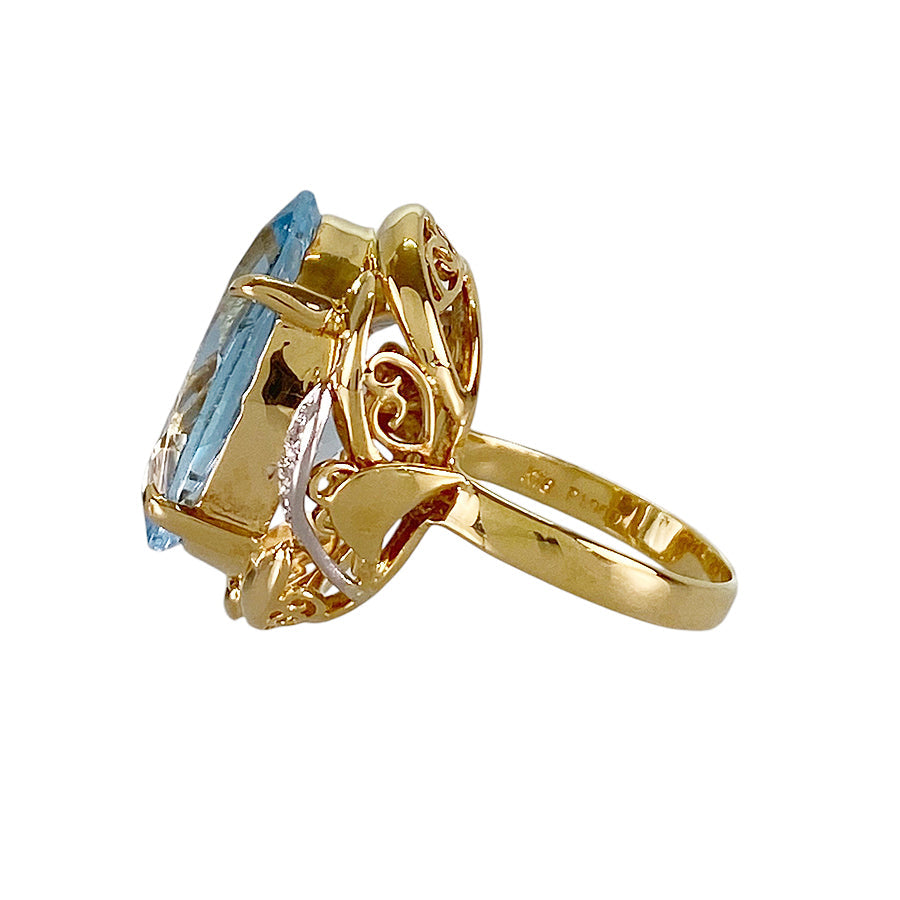 Ring Yellow gold Platinum Blue Topaz