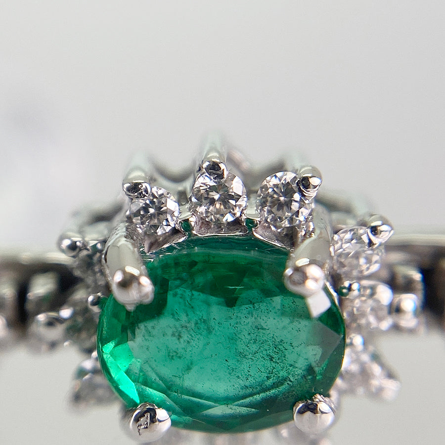 Earring White gold Emerald