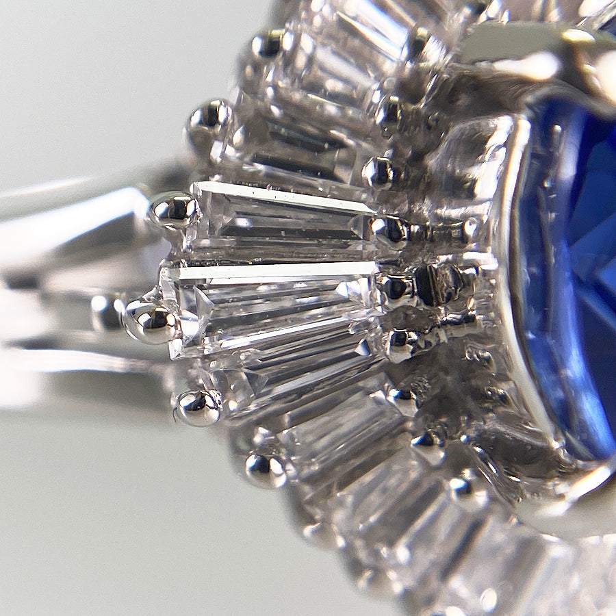 Ring Platinum Blue Sapphire