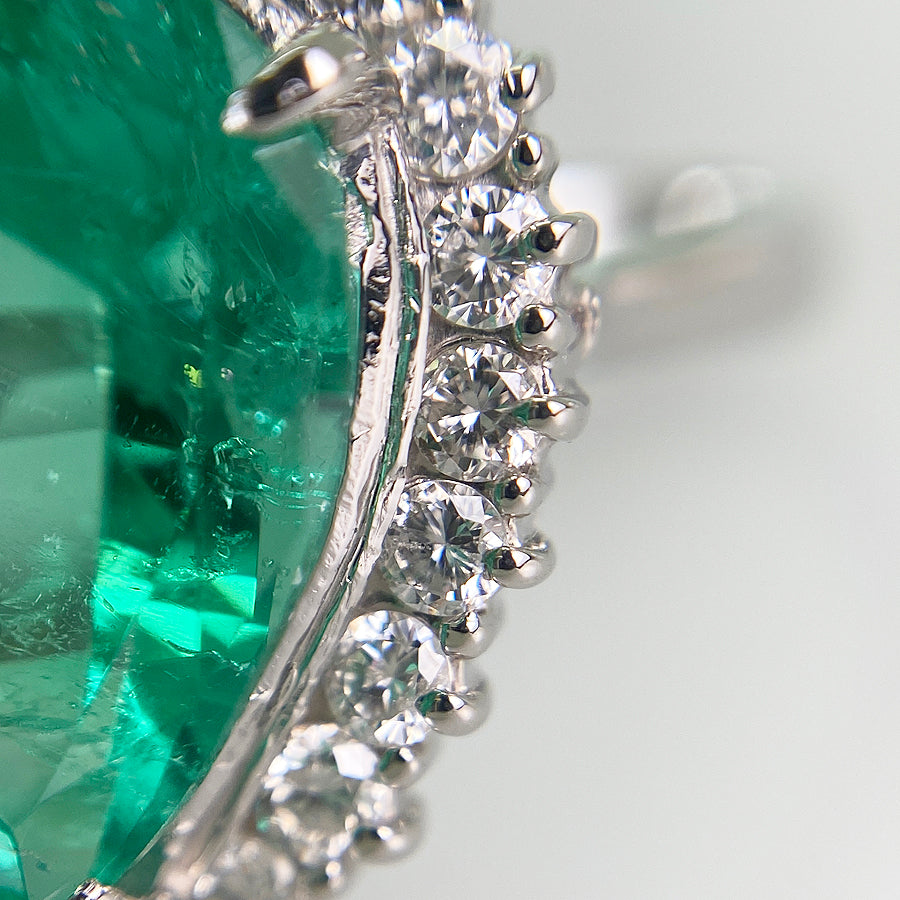 Ring Platinum Emerald