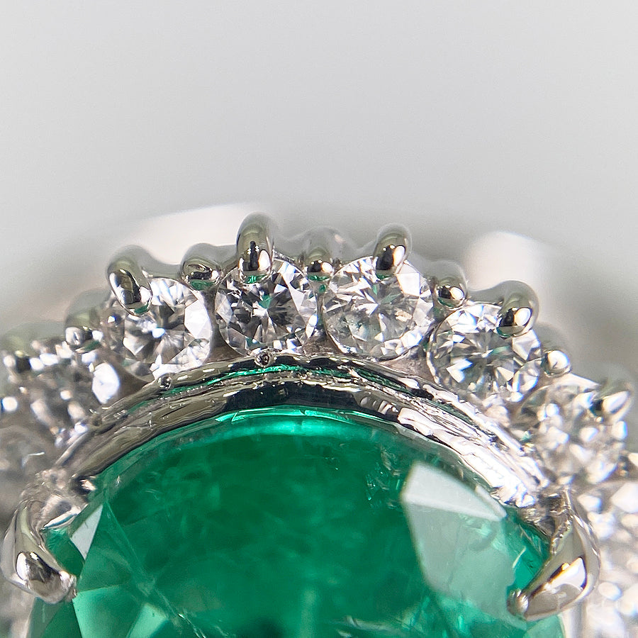 Ring Platinum Emerald