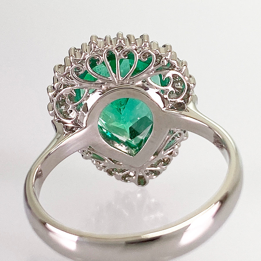 Ring Platinum Emerald