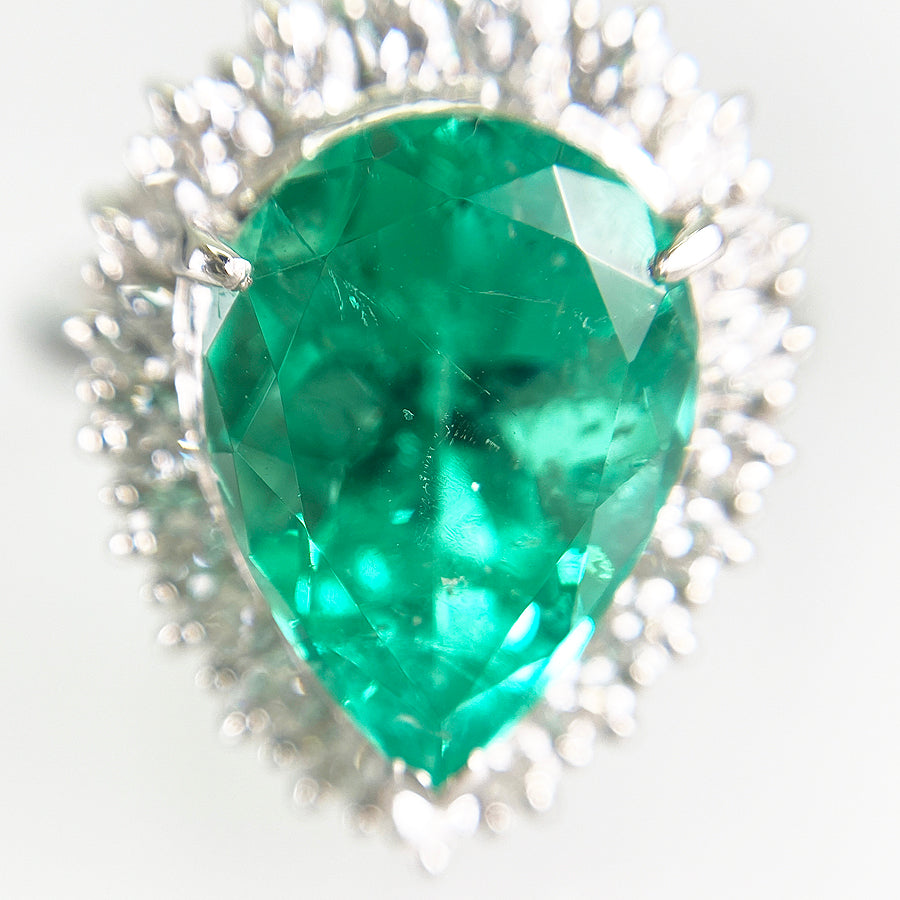 Ring Platinum Emerald