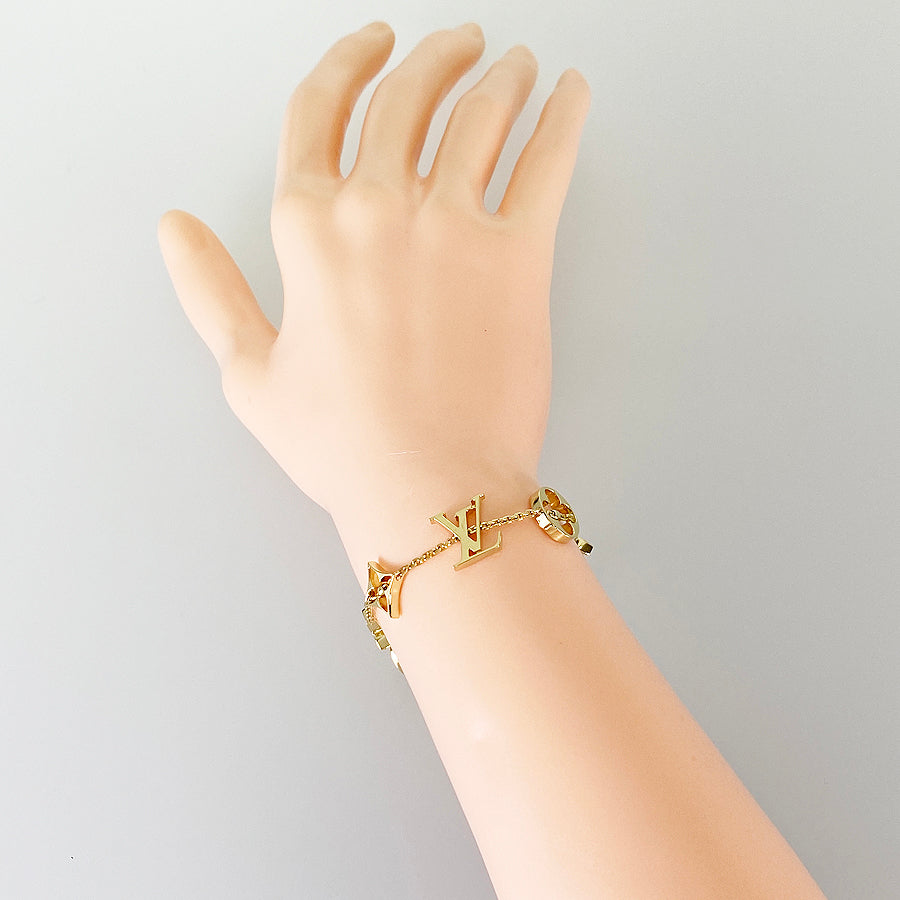 LOUIS VUITTON monogram brassiere Bracelet