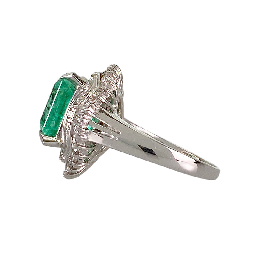 Ring Platinum Emerald