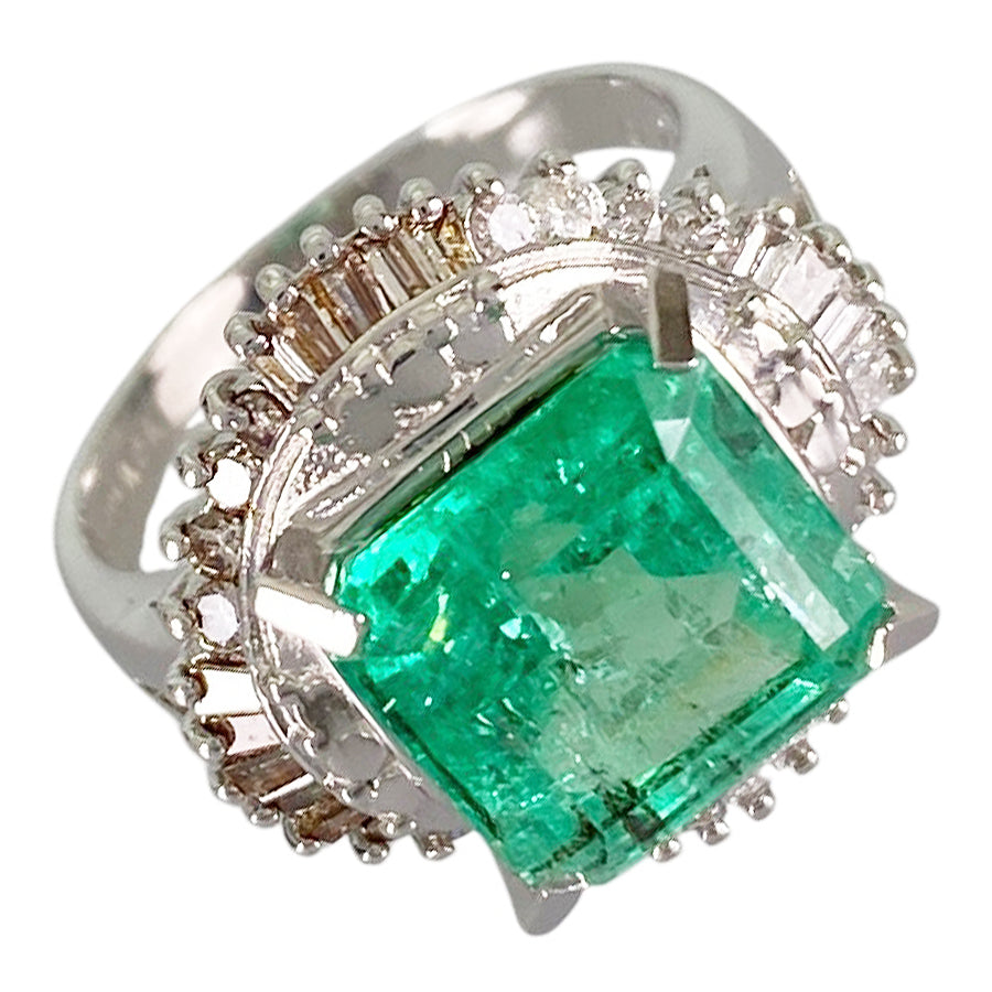 Ring Platinum Emerald