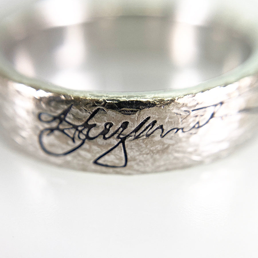 HARRY WINSTON Signature Ring