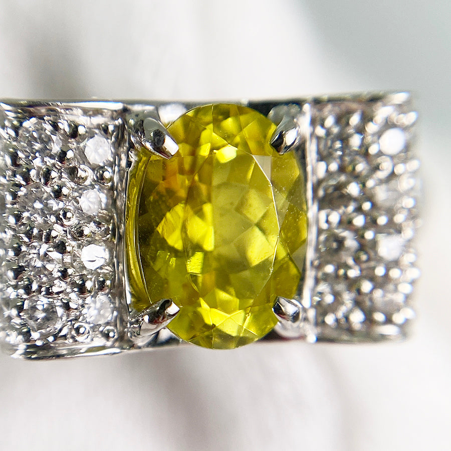 Ring Platinum Yellow Tourmaline