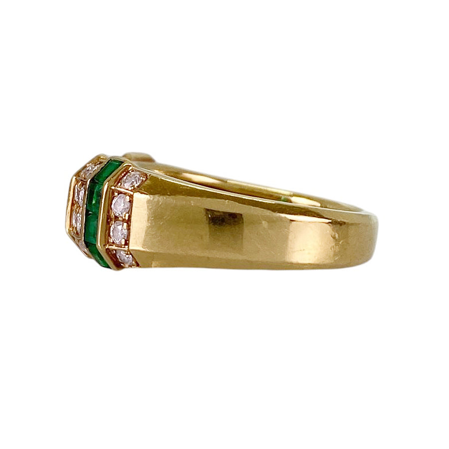 Queen Ring
