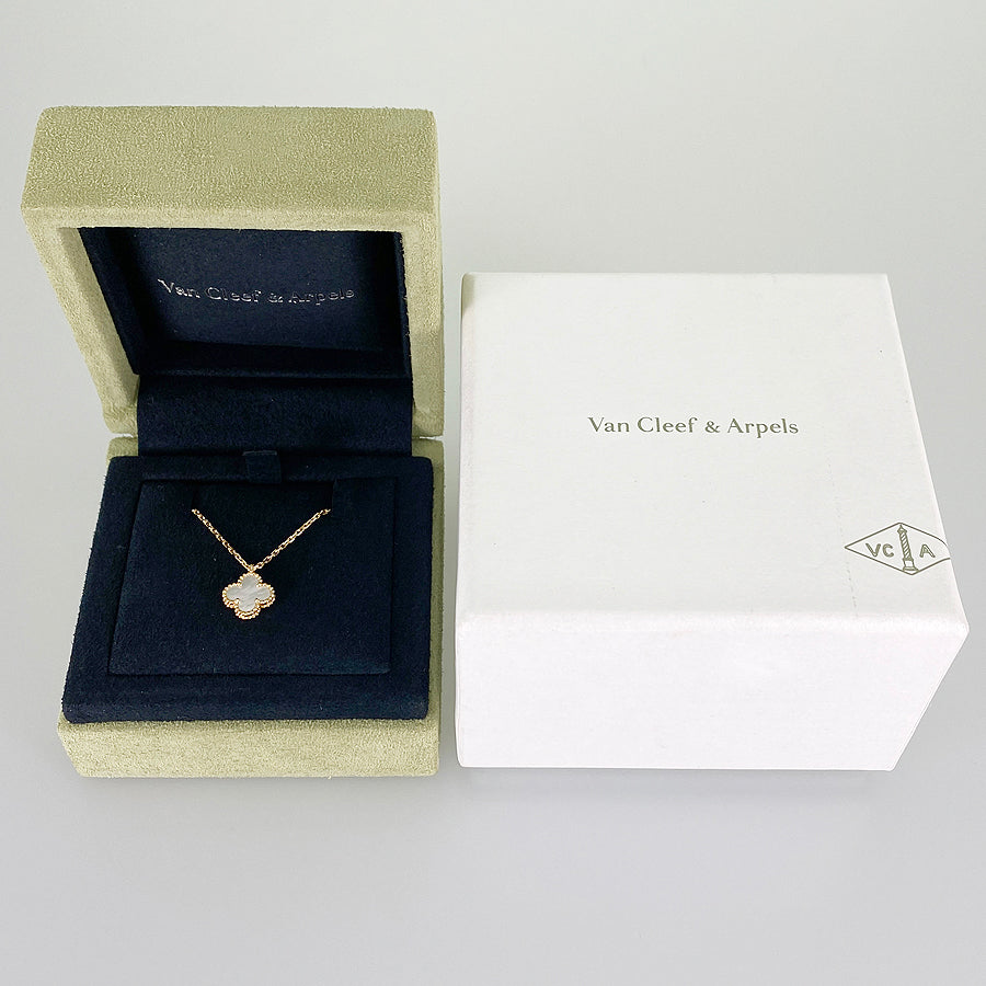 Van Cleef & Arpels Sweet Alhambra VCARF69100 Necklace