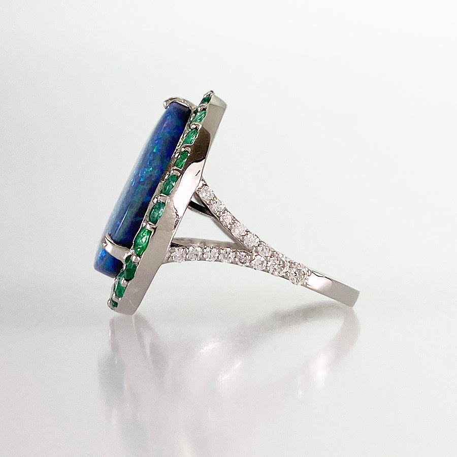Ring Platinum Black Opal