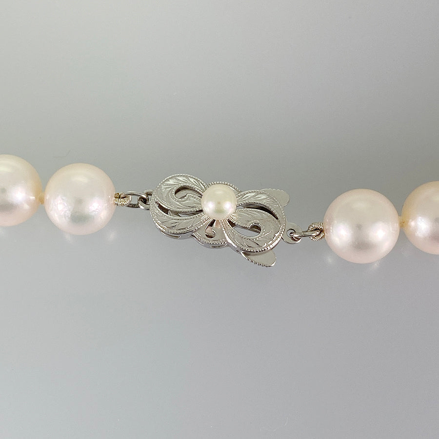 MIKIMOTO M charm Necklace