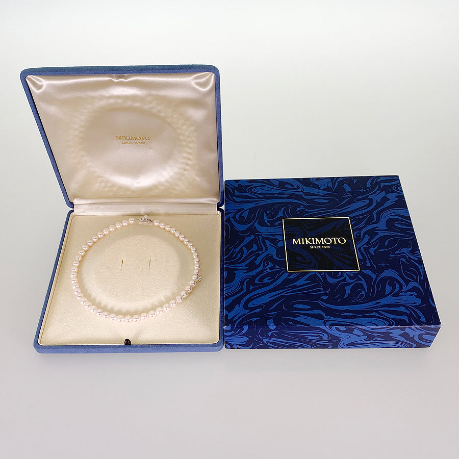 MIKIMOTO M charm Necklace