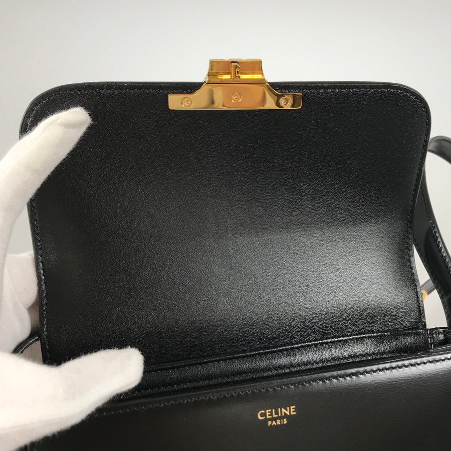 CELINE Teen Triomphe 188423BF4.38NO Shoulder bag