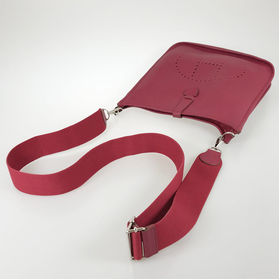 HERMES Evelyn 3 MM Shoulder bag