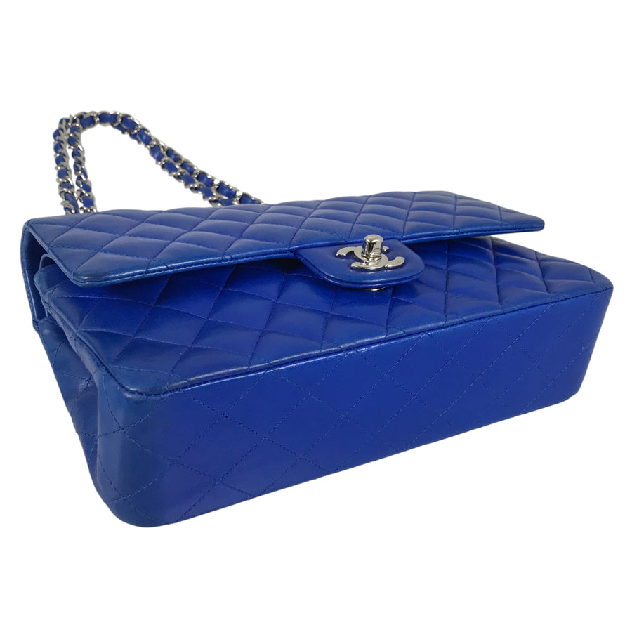 CHANEL Matelasse 25 Shoulder bag