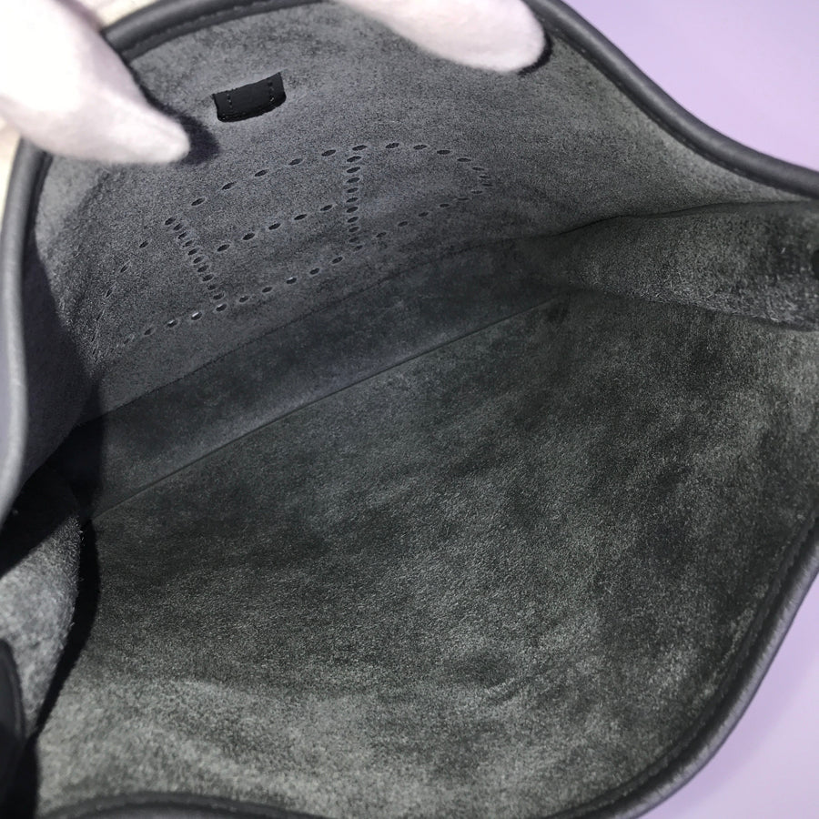 HERMES Evelyne3 PM Shoulder bag