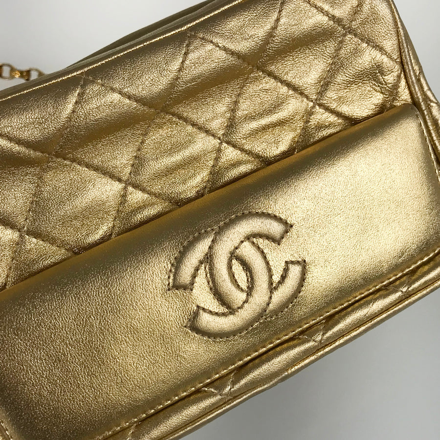 CHANEL Matelasse Shoulder bag